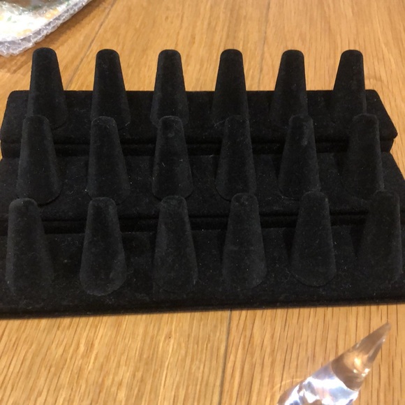 Ring display set - Picture 2 of 6